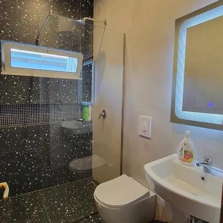 度假居 Cozy Villa, Beach. 格勒姆